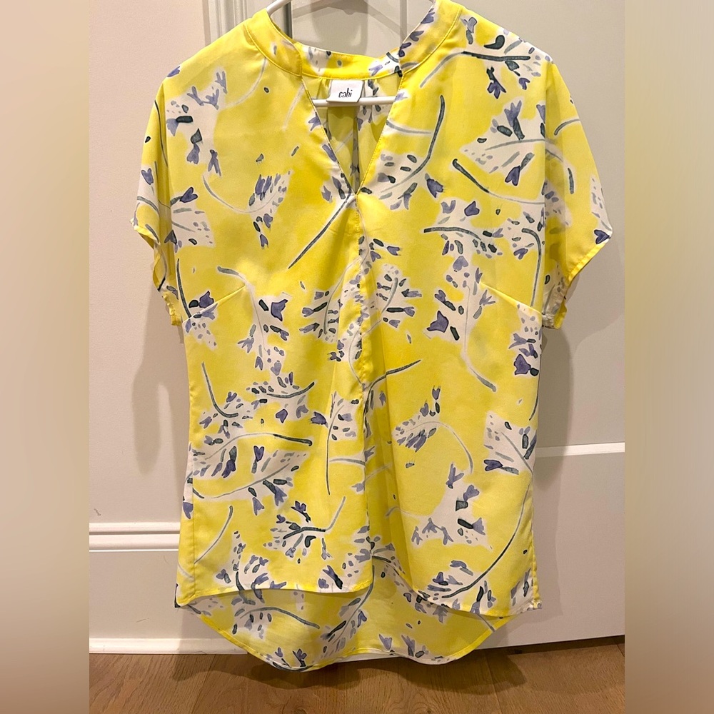 CAbi Yellow Floral Top Size Small